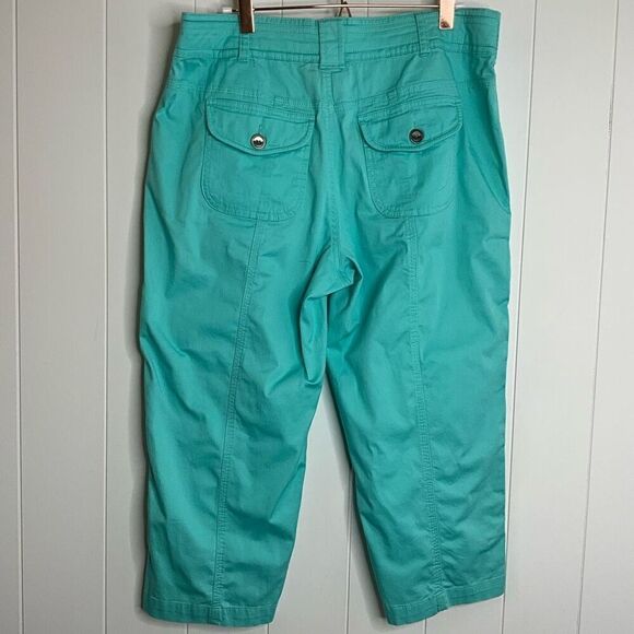Style & Co Womens Size 8 Capri Pants Green Button Details Pockets Stretch - Picture 9 of 14
